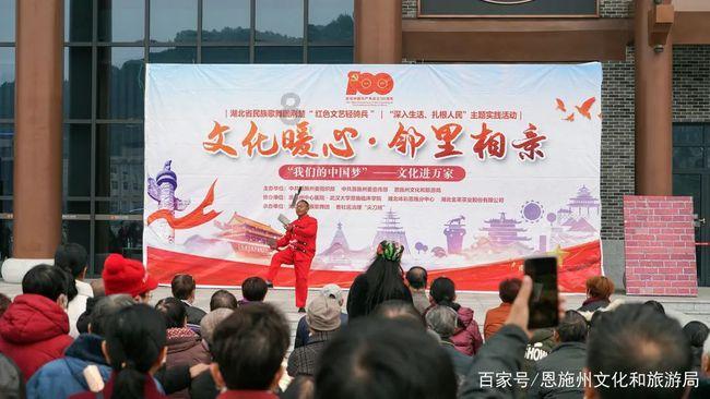 秦始皇兵马俑是用活人烧制？一尊兵马俑裂开后，内部真相惊讶众人游戏画面